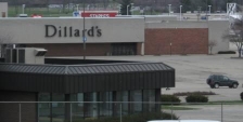 Dillard's Closes Towne Mall Middletown Store